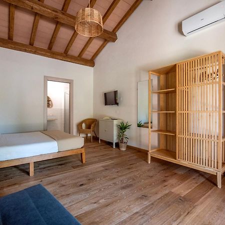 Agriturismo La Sassicaia Кастильоне-делла-Пеская Экстерьер фото