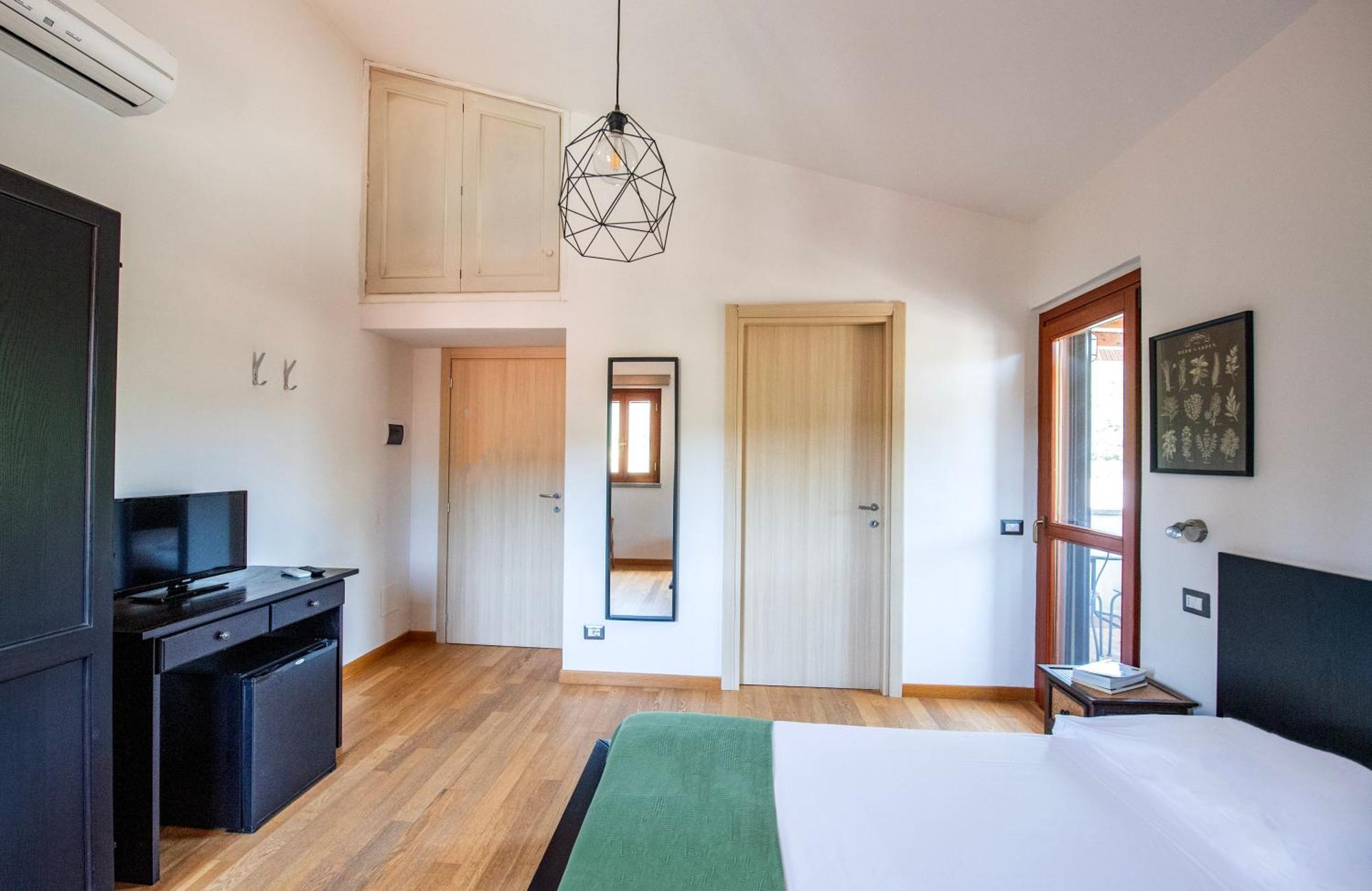 Agriturismo La Sassicaia Кастильоне-делла-Пеская Экстерьер фото